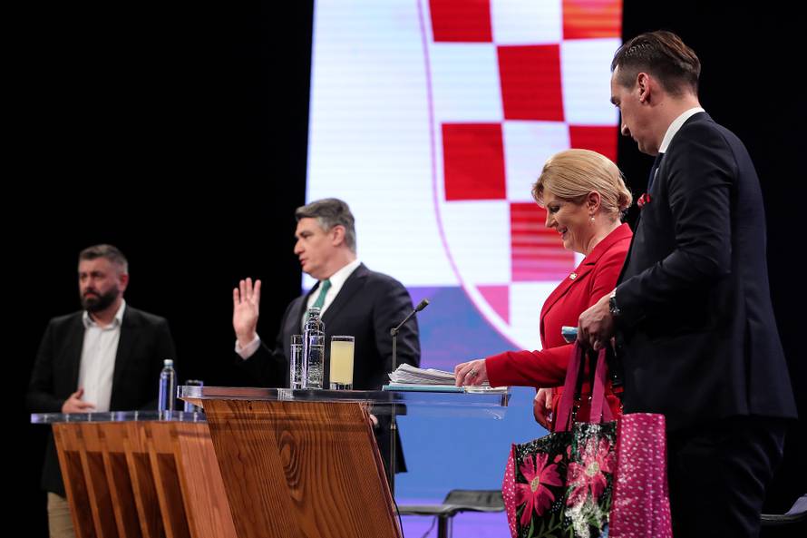 Kolinda: Poslali ste mi SMS; Zoki: U životu ga ne bih poslao