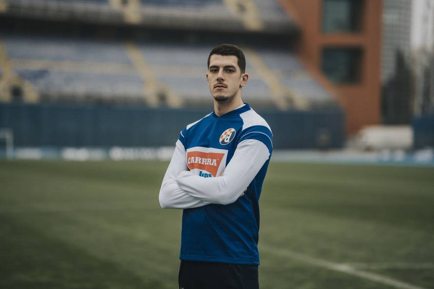 Dinamo pustio u prodaju dres iz 1990.  sa zvijezdom na grbu u kojem je Boban udario milicajca