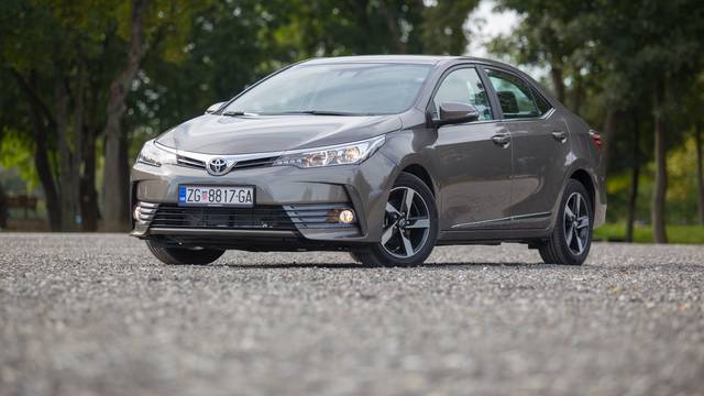 Corolla na testu: Toyotina vrlo zahvalna i diskretna limuzina