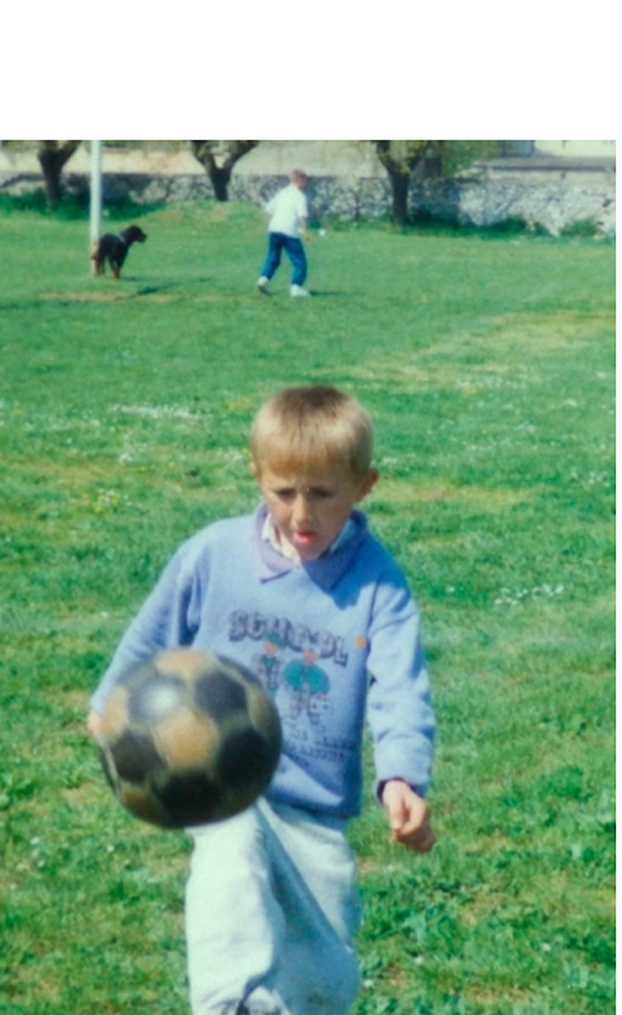 FOTO Ovo je rodna kuća Luke Modrića. Okružena je minama