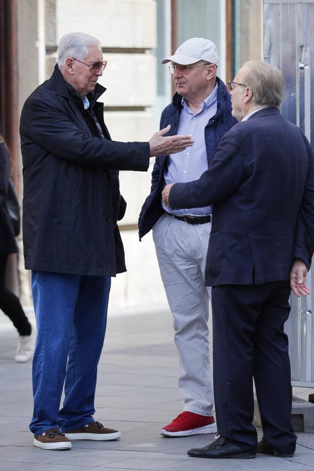 Zagreb: Josip Radeljak prošetao gradom