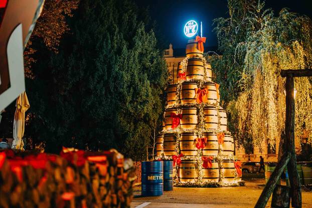 FOTO Otvoreno je Fuliranje! Evo kako izgleda najveseliji kutak Adventa s čak 16 kućica