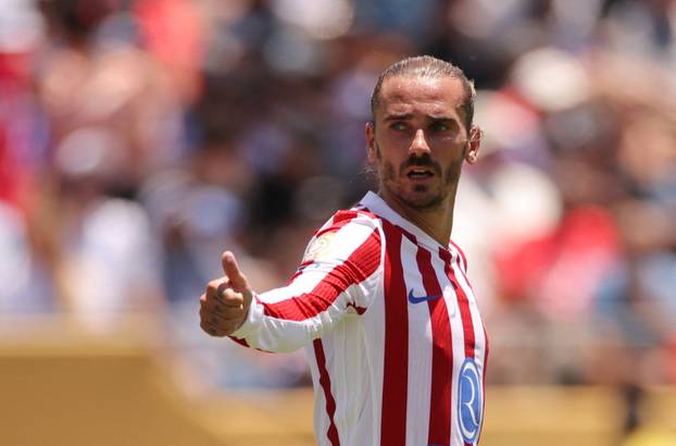 FIFA Club World Cup - Group B - Paris St Germain v Atletico Madrid