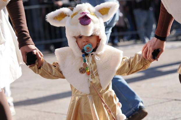 FOTO Najslađa galerija danas - Riječkim karnevalom prošetalo tisuće maškara