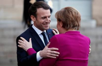 Merkel i Macron o eurozoni: 'Radimo zajedničke planove'