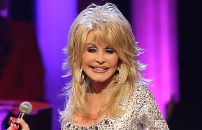 Dolly Parton ne želi u mirovinu: 'Radije bih umrla na pozornici'