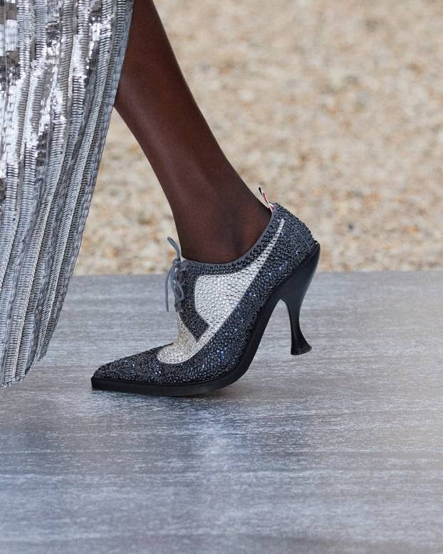 FOTO Vanzemaljci na Pariškom tjednu mode! 'Dolazimo u miru'