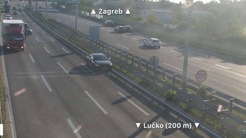 Opozorilo HAK: Pojačan promet in ugodne vozne razmere