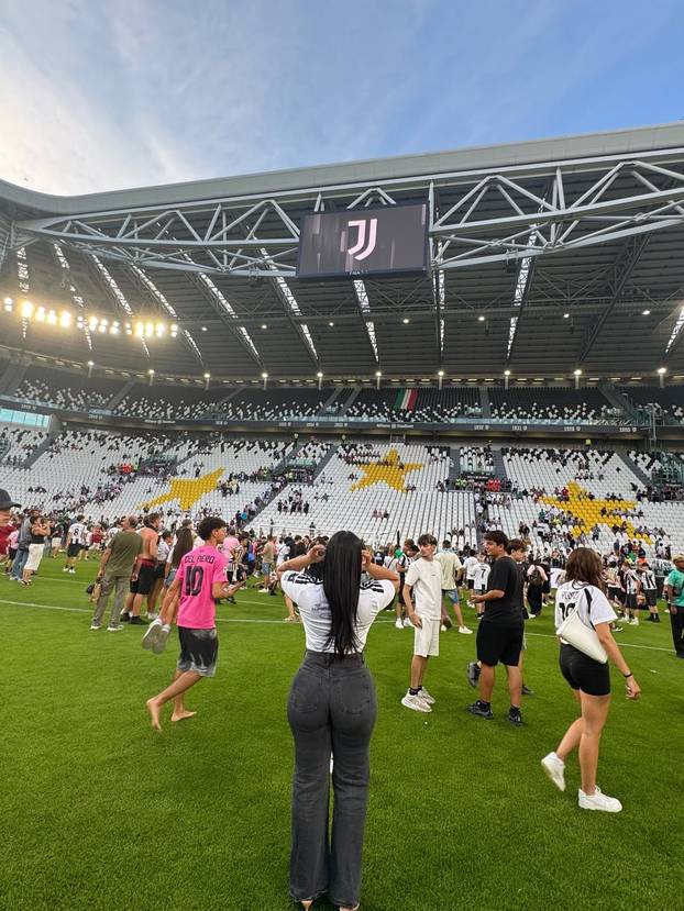 FOTO Obožava 'staru damu', a ona je mlada senzacija! Za njom ludi cijela Italija i svi juventini