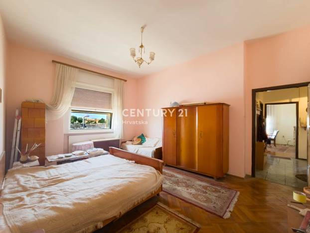 FOTO Ideš, kakav pogled! Stan u Zadru prvi red do mora prodaje se po pristupačnoj cijeni