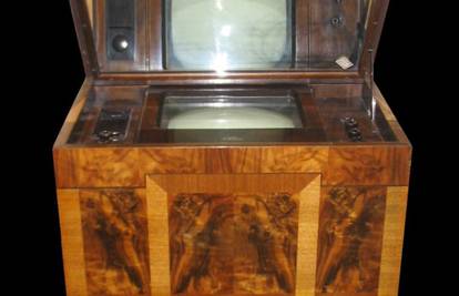 Najstariji televizor na aukciji, početna cijena 41 tisuću kuna 