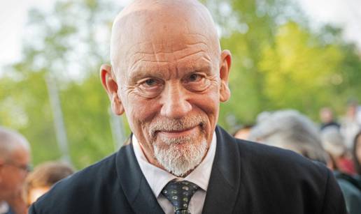 John Malkovich je predstavom uzrujao bugarske nacionaliste: 'Sramota! Mora se zabraniti!'