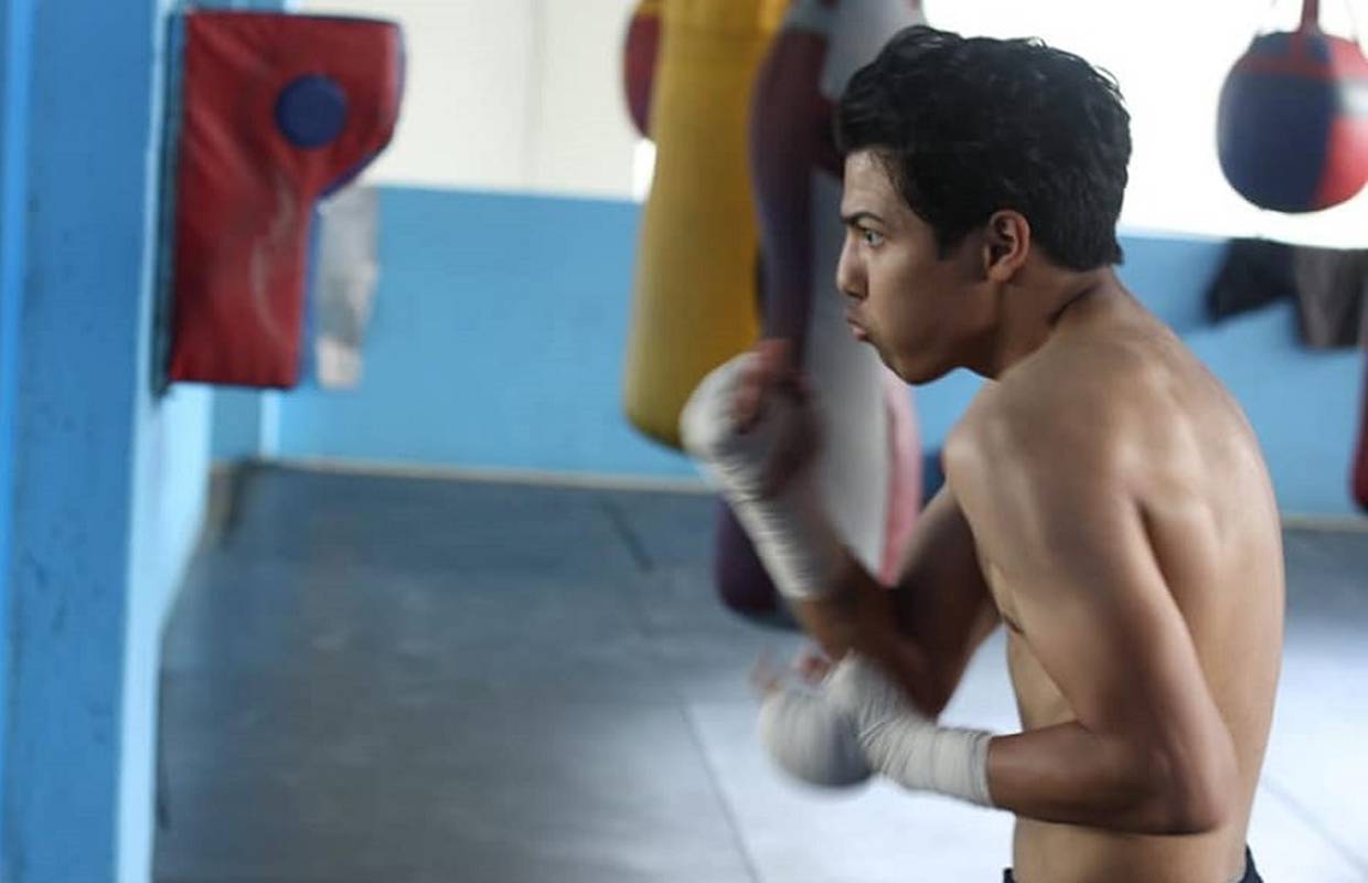 Sin bivšeg boksačkog prvaka u teškom stanju, bori se za život