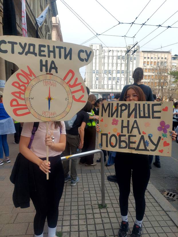 200 slika s masovnog prosvjeda