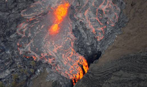 Eruptirao vulkan na Havajima pa mu krater propao za 110 m