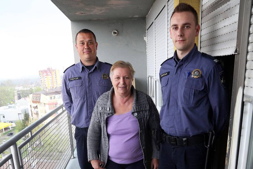 Policajci: Trčali smo na 9. kat i spasili život gospođi Katarini