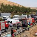 Užas u Turskoj: Službe došle na mjesto nesreće, a onda se u njih zabio bus. Poginulo je 15 ljudi