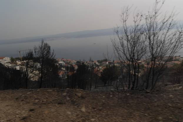 Opožareni Omiš i okolica 