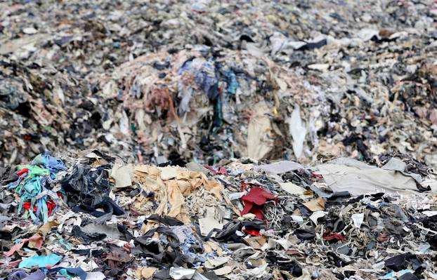 Textile,Waste,A,Major,Polluter,In,Southeast,Asian,Countries,Like