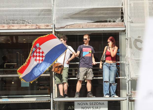 Tisuće prosvjednika preplavile središte Zagreba zbog otpada u Lici