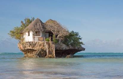 Jedinstven restoran na stijeni u Zanzibaru oduzima dah...