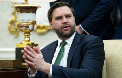Potpredsjednik Vance: Bio bih šokiran da Trump želi nuklearno oružje dalje na istoku u Europi