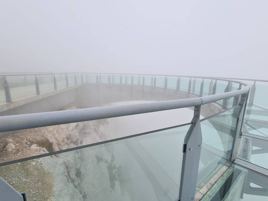 Projektant konstrukcije: 'To je vidikovac, nije ni zamišljeno da se po njemu šeta i skida šarafe'