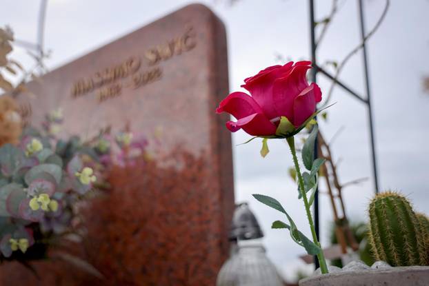 Zadar: Grob Massima Savića na 3. obljetnicu njegove smrti 