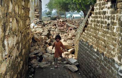 Strava i užas u Pakistanu: 4 milijuna ljudi čeka pomoć