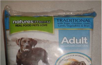 Oprez: Ministarstvo zabranilo zamrznutu sirovu hranu za pse