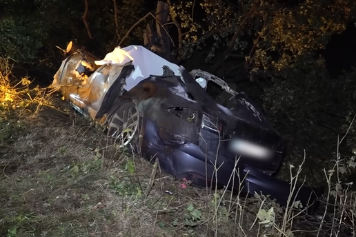 Otac i dvoje djece živi izgorjeli u Tesli. Nisu mogli do njih zbog dizajna kvaka. To sad mijenjaju