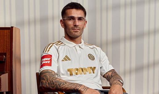 FOTO Hajduk je predstavio treći dres. Slavi 100 godina operete