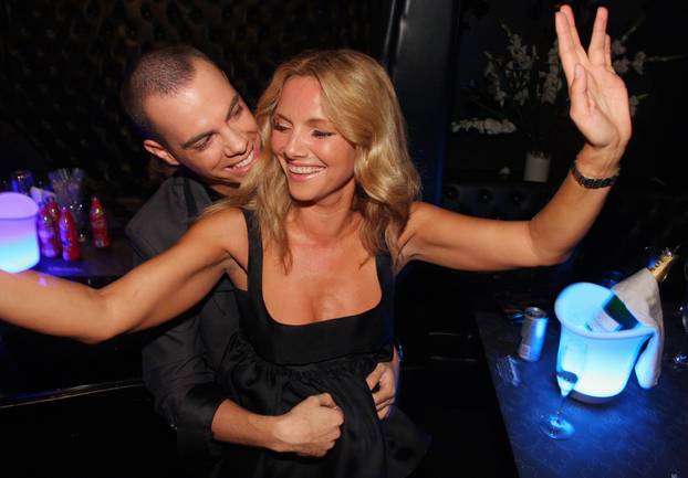 ARHIVA - 2009. Zagreb: Poznati se opustili na otvorenju nove sezone kluba Hemingway