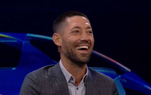 FOTO Incident u studiju Lige prvaka: Voditeljici pukla uska haljina, Henryju su 'bježale oči'