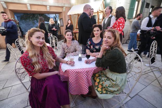 Zagreb: Obilazak kulisa i druženje s glumcima nove serije Divlje p?ele