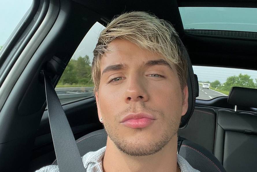 Marco Cuccurin traži fanove za pomoć: 'Brijati se ili ne?'