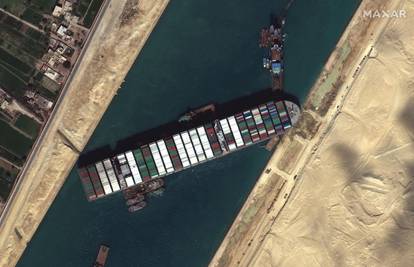 Egipat traži 900 milijuna dolara zbog blokade Sueskog kanala