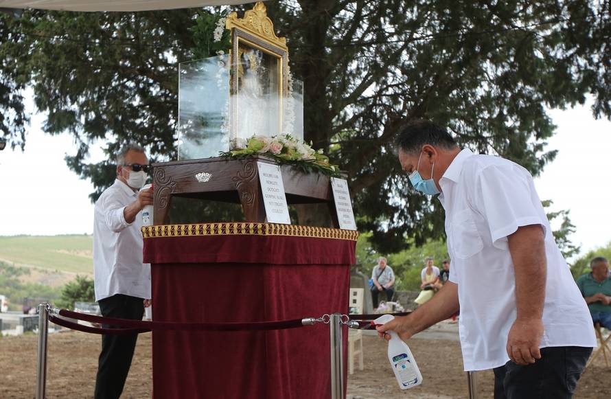 Vrpolje: Uz poštivanje svih epidemiolških mjera obilježen blagdan velike Gospe