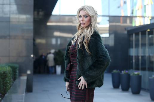 Avu Karabati&cacute; napao partner u Srbiji: 'Zavr&scaron;ila sam u bolnici'