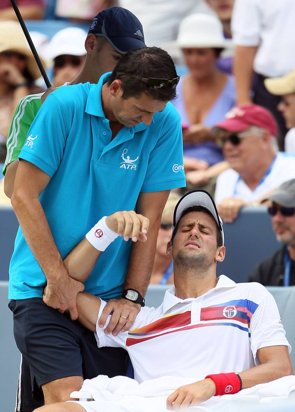 Ozljeda ramena: Novak gubio pa je predao Murrayu finale