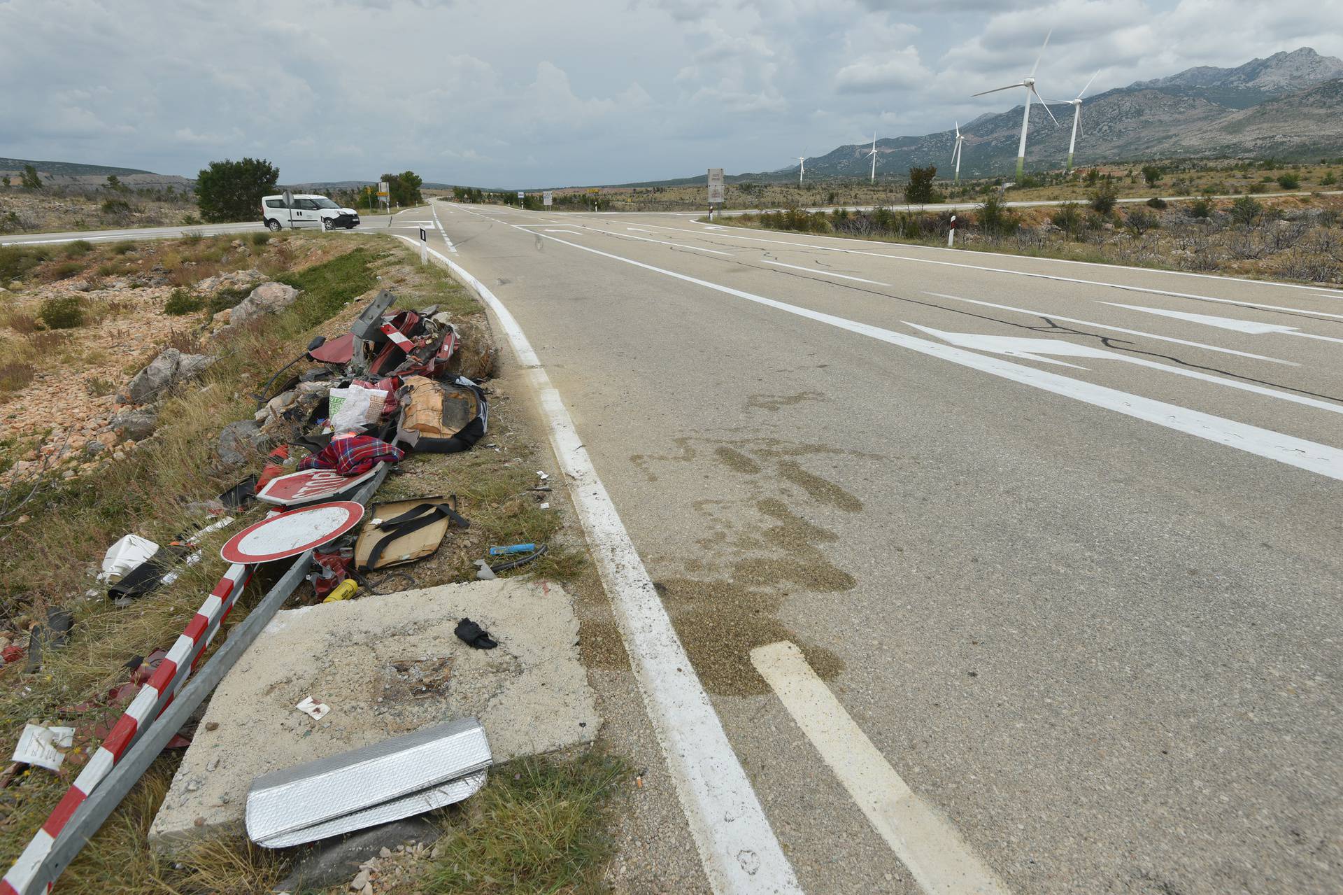 Vozača koji je skrivio tragediju kod Maslenice ispitali pa pustili