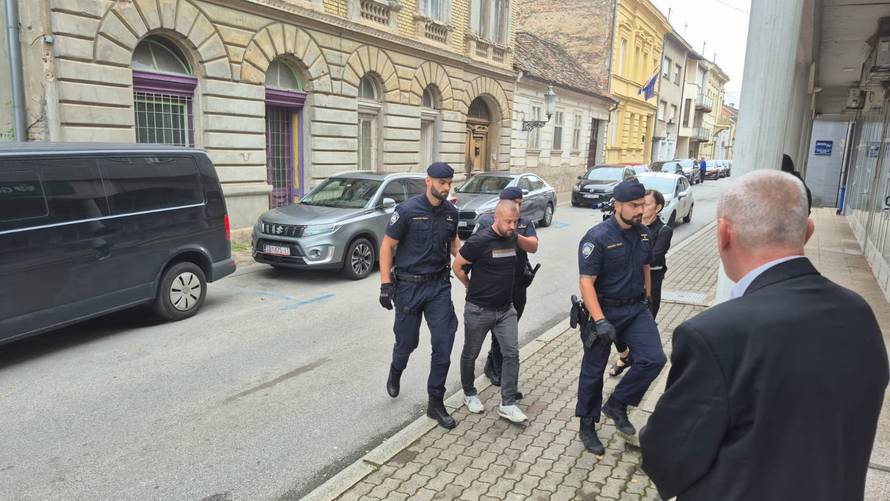 Policija u Sl. Brodu i dalje je na nogama! Još uvijek nema oružja s kojim je ubijen Zoran Grgić...