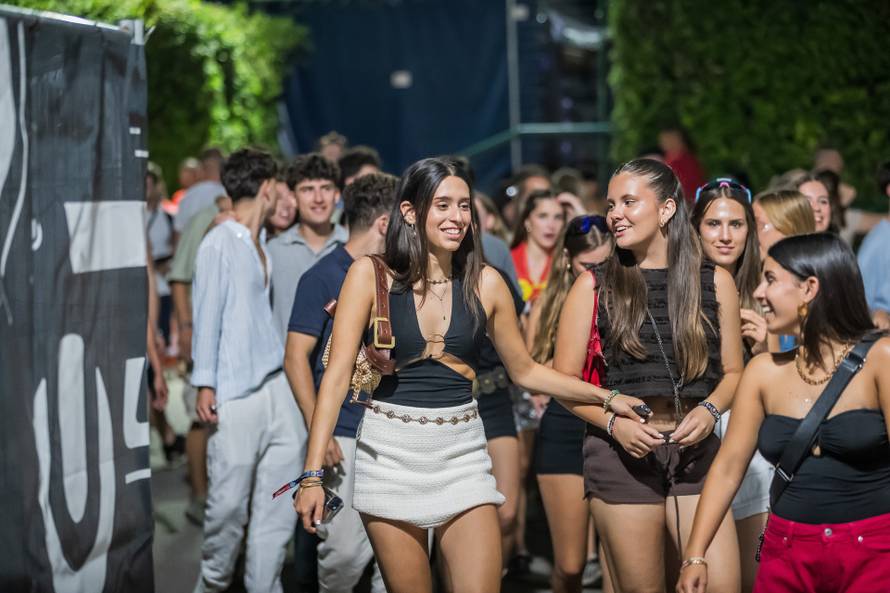 Split - DJ Vini Vici.