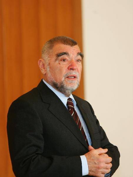 Ž. Lukunić