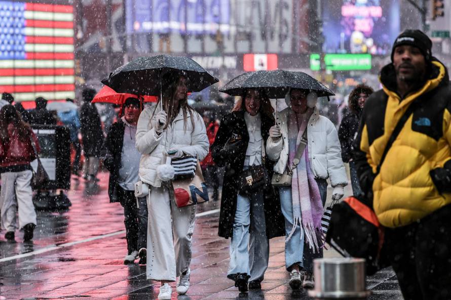 Winter snow storm hits New York City