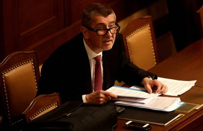 Češki premijer Andrej Babiš predao ostavku svoje vlade