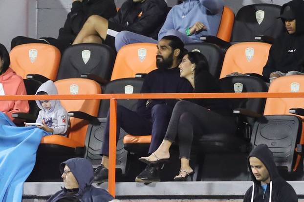 Novi igrač Šibenika Sandesh Jhingan u društvu zaručnice pratio utakmicu Šibenika i Istre