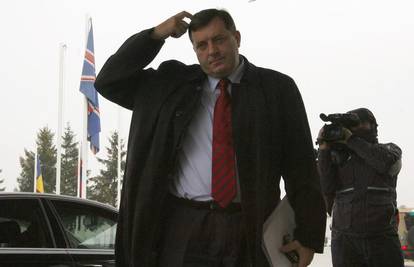 Dodik izašao iz bolnice nakon dva dana: Osjećam se dobro