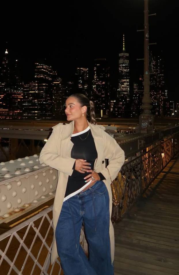 Bez filtera i srama: Ova influencerica pokazuje sve, a fanovi je zbog toga obožavaju!