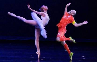Robben: Odglumio sam penal; Treba li Fifa kazniti baletana?